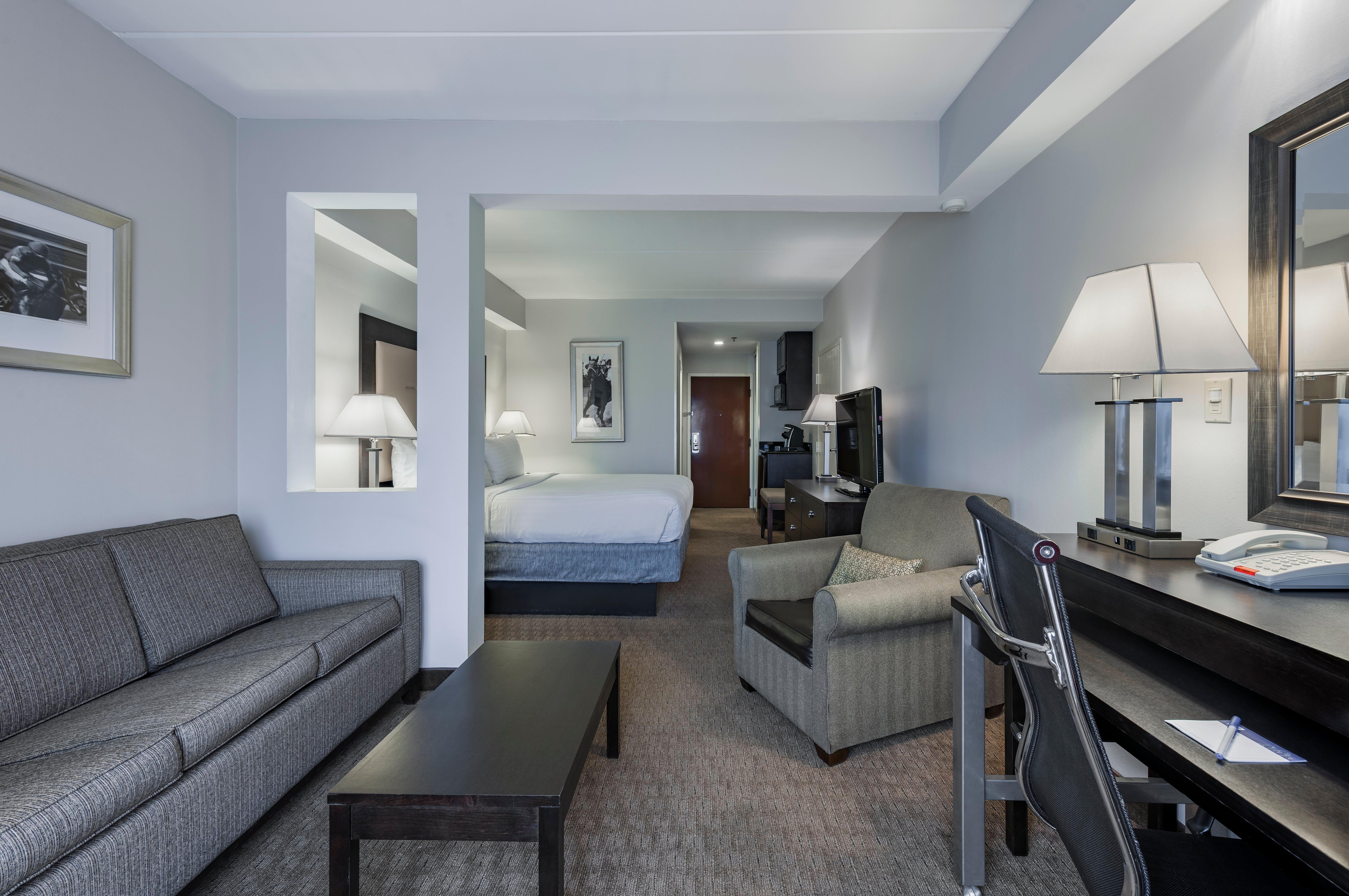 Holiday Inn Express & Suites Laurel Lakes By Ihg מראה חיצוני תמונה